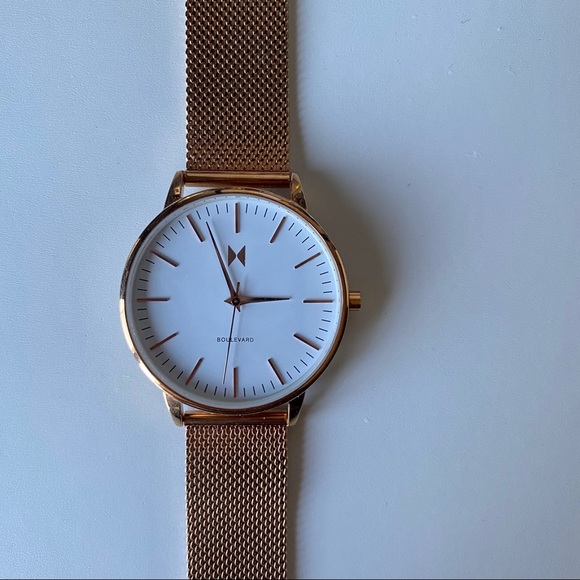 MVMT // Boulevard Malibu Rose Gold Watch Mesh Band - Picture 2 of 6